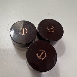 Selling all 3 of these charlotte tilbury eyes to mesmerize.  Never used.